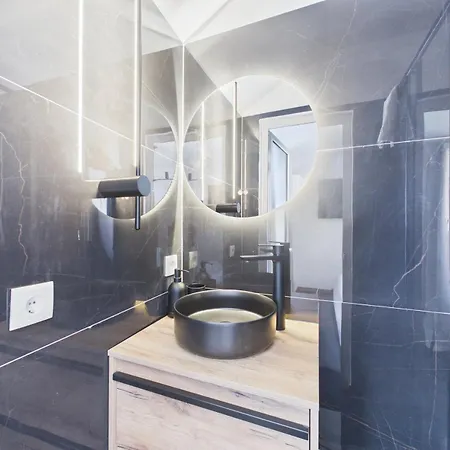 Апартаменты New 2br, 2 En-suites W/ A/c - Principe Real | By Airnest *